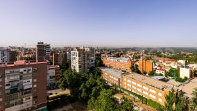 Apartment for sale in Castellana with 4 bedrooms