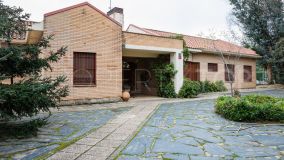 Villa for sale in El Escorial