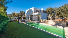 Tres Cantos, villa pareada con 5 dormitorios a la venta