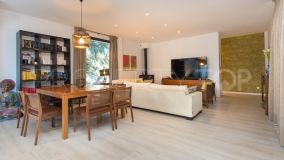 Tres Cantos, villa pareada con 5 dormitorios a la venta