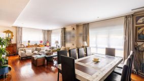 Madrid - Ciudad Lineal 7 bedrooms semi detached villa for sale