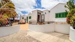 Villa en venta en Tias con 5 dormitorios
