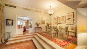 Villa for sale in San Juan de Aznalfarache with 5 bedrooms