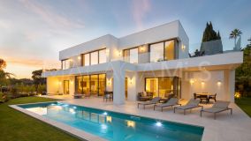 Villa for sale in Marbella Golden Mile