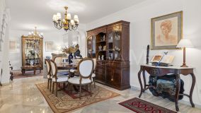 Town House for sale in Centro Plaza, Nueva Andalucia