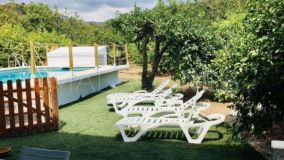 Finca for sale in Estepona