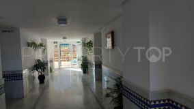 Apartamento con 2 dormitorios a la venta en Sabinillas