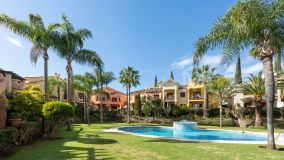 Reihenhaus zu verkaufen in Jardines de las Lomas, Marbella Goldene Meile