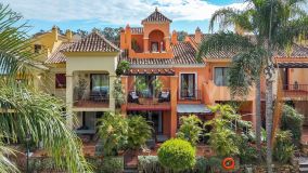 Reihenhaus zu verkaufen in Jardines de las Lomas, Marbella Goldene Meile