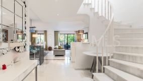 Reihenhaus zu verkaufen in Jardines de las Lomas, Marbella Goldene Meile