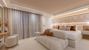 Villa for sale in Atalaya de Rio Verde, Nueva Andalucia