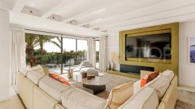 Villa en venta con 5 dormitorios en Nagüeles