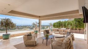 Arrayanes 2 - Lujoso Atico Duplex con Vistas al Mar y al Golf en Nueva Andalucia, Marbella