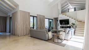 Villa for sale in Nueva Andalucia, Marbella