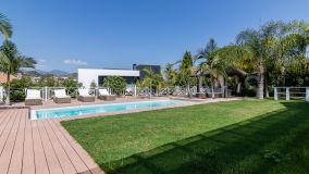 Villa for sale in Nueva Andalucia, Marbella