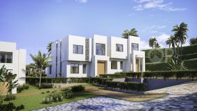 For sale semi detached villa in Elviria with 4 bedrooms