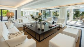 Villa for sale in Nueva Andalucia, Marbella