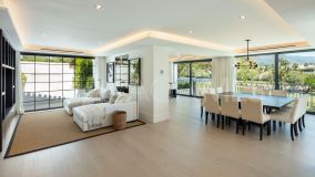 Villa for sale in Nueva Andalucia, Marbella