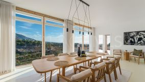 Villa for sale in El Madroñal, Benahavis