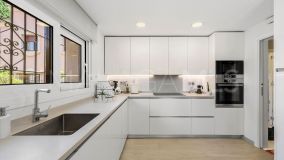 Radhus for sale in Jardines de las Lomas, Marbella Golden Mile