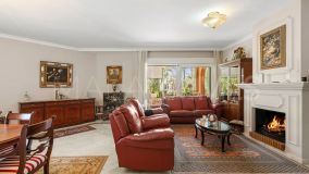 Radhus for sale in Jardines de las Lomas, Marbella Golden Mile
