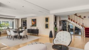 Zweistöckiges Penthouse zu verkaufen in Los Arrayanes, Nueva Andalucia