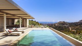 Villa for sale in El Madroñal, Benahavis