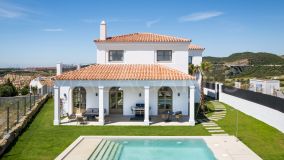 Villa for sale in Valle Romano, Estepona West
