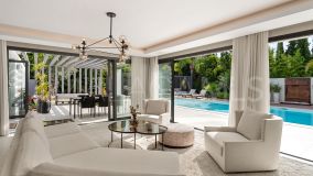 Villa en venta en Las Brisas, Nueva Andalucia