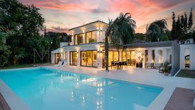 Villa en venta en Las Brisas, Nueva Andalucia