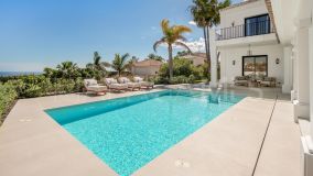Villa en venta en Puerto del Almendro, Benahavis
