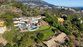 Villa for sale in El Madroñal, Benahavis