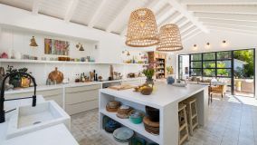 Villa for sale in Marbella Country Club, Nueva Andalucia