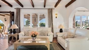 Villa for sale in San Pedro de Alcantara
