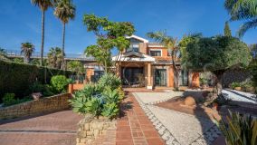 Villa zu verkaufen in Nueva Andalucia, Marbella