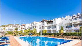 Apartment for sale in Benahavis
