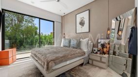 Villa zu verkaufen in Estepona