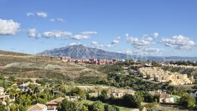 Villa for sale in Los Flamingos Golf, Benahavis