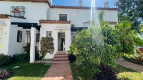 Apartment for sale in Paraiso Medio, Estepona East