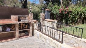 Villa for sale in El Rosario, Marbella East