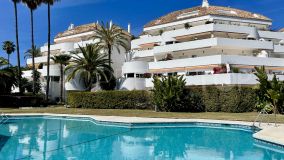 Charming 2 Bed Penthouse at an excellent location in Marbella Golden Mile