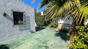 Villa for sale in Nueva Andalucia, Marbella