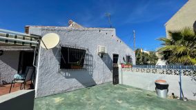 Villa for sale in Nueva Andalucia, Marbella