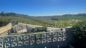 Villa for sale in Nueva Andalucia, Marbella