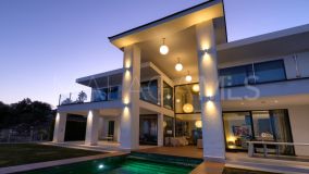 Villa for sale in Benahavis