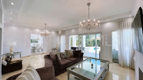 Villa for sale in Nueva Andalucia, Marbella