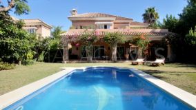 Villa for sale in Nueva Andalucia, Marbella
