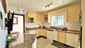 Villa for sale in Nueva Andalucia, Marbella