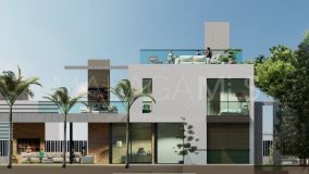 Villa en venta en Nueva Andalucia, Marbella