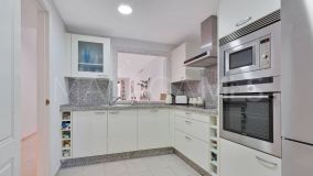 Appartement rez de chaussée for sale in Estepona Est